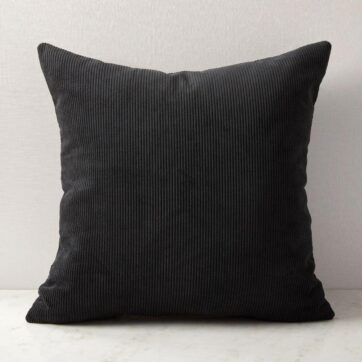 COLOUR: 463 OTE MODERN LINE CUSHION WITH ZIPPER-POLY FILLER